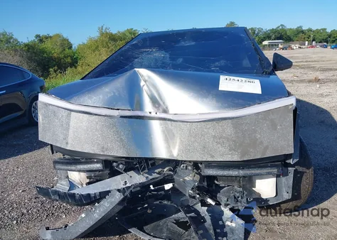 2025 Tesla Cybertruck z USA, uszkodzony, nr VIN 7G2CEHED1SA058416